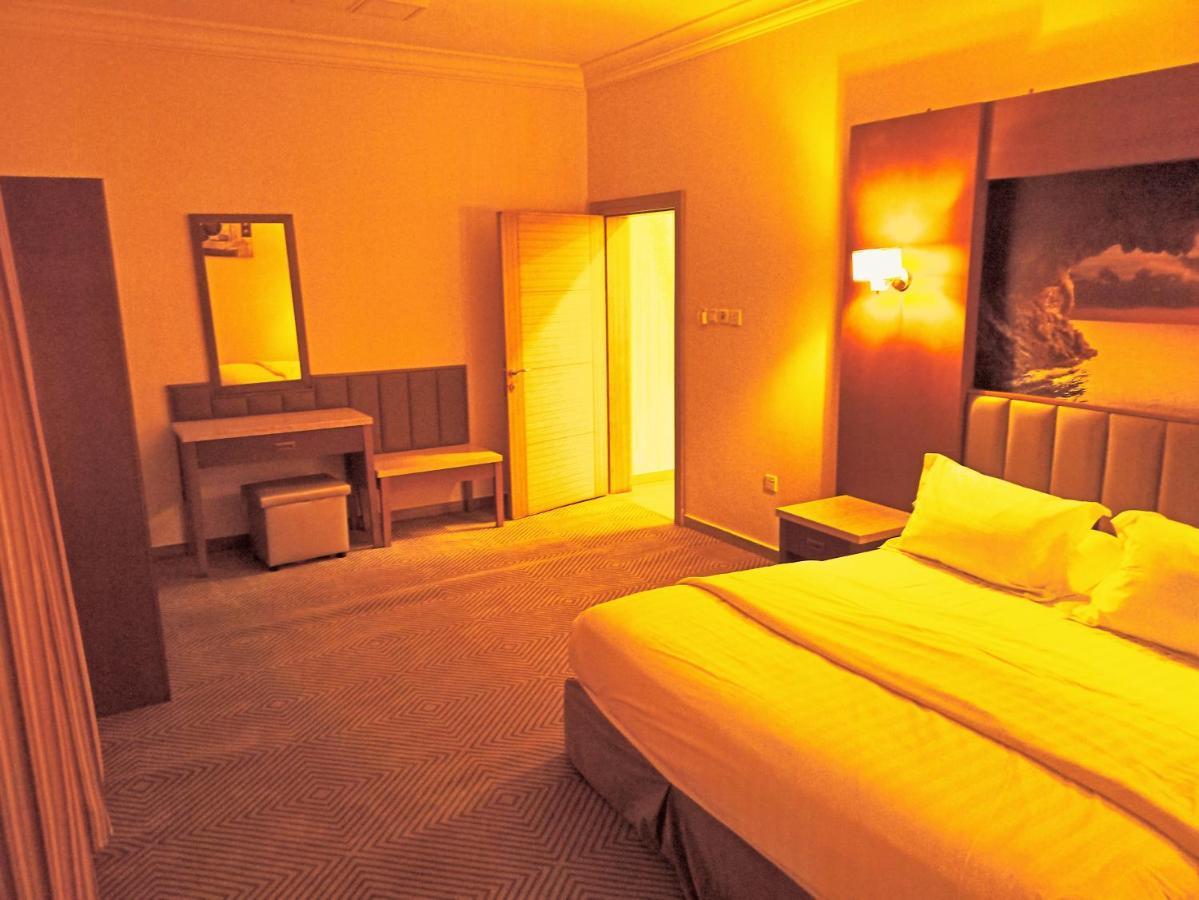 Aparthotel Taraf Yanbu 2 Zewnętrze zdjęcie
