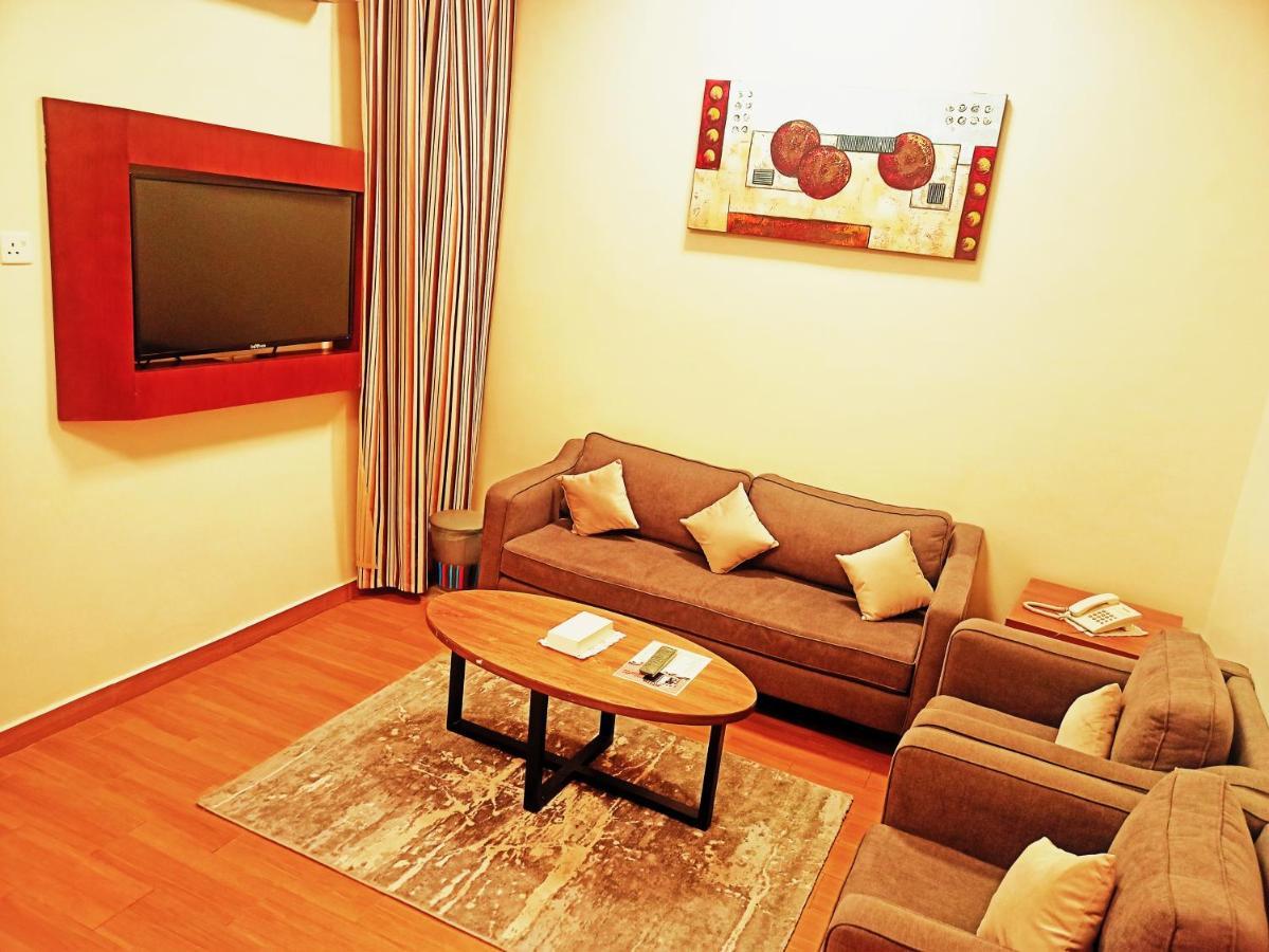 Aparthotel Taraf Yanbu 2 Zewnętrze zdjęcie